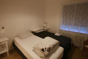 בית מלון כפרי Riverside Hostel