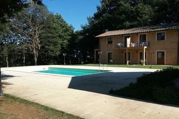 בית מלון כפרי Sciambreto