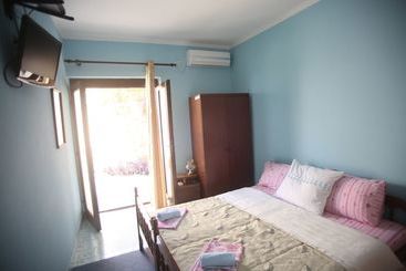 Hotel Apartments Cejovic