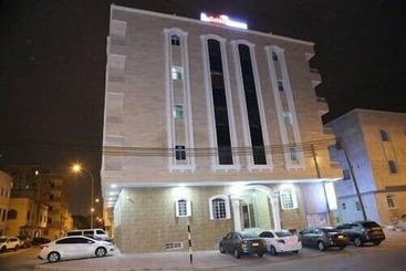 هتل Golden Seasons Furnished Apartments 5