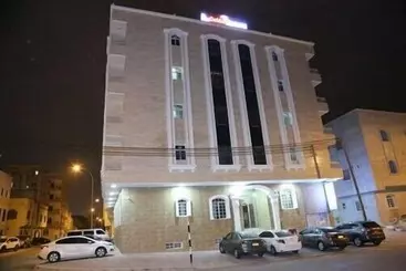 هتل Golden Seasons Furnished Apartments 5