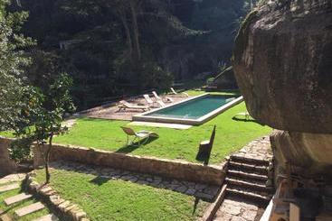 هتل Quinta Do Castanheiro