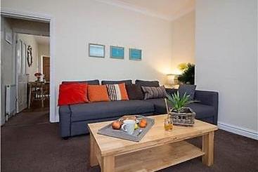 هتل Diamond – Highfield Lodge