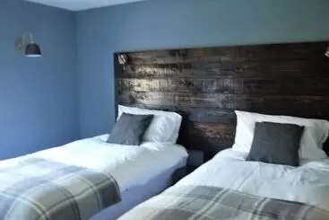 Hotel Skyline Guesthouse