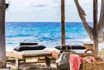 Отель Kymata Bohemian Beach Resort