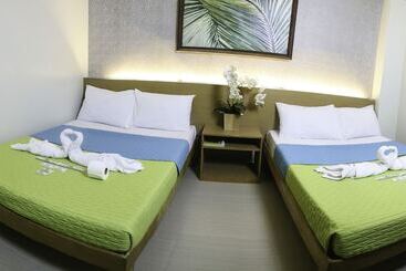 Quoalla Hotel Makati