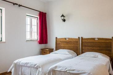 호텔 Aldeia Do Poeta