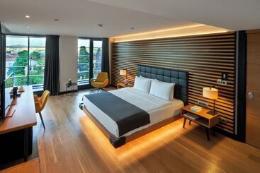 Metropolitan Hotels Bosphorus   Special Category