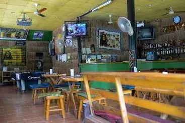 Hotel Kingston Jamaica Hostel