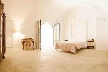Hotelli Relais Monastero Santa Teresa Albergo Diffuso