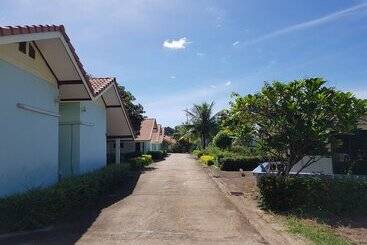 هتل Filmthong Resort