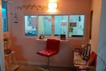هتل Teeny House