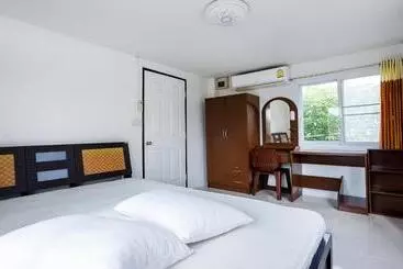 ホテル Baan Sin Suk
