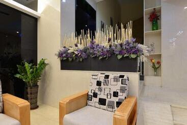 Lavande Hotel Guangzhou Tianhe Grandview