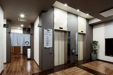 Hotelli Route Inn Takaoka Ekimae