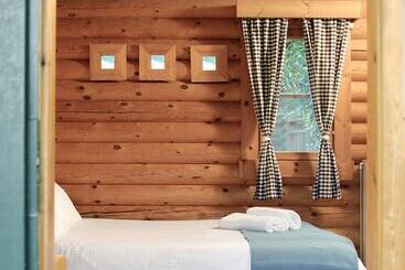 Hotel Xenios Chalets