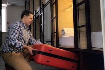 Buran Capsule Hotel   Hostel