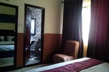 ホテル De La Premiere Inn