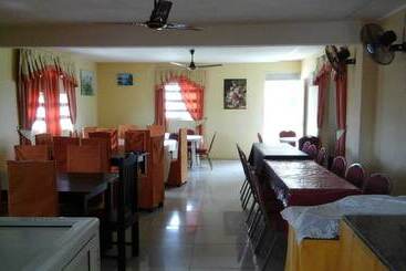 酒店 Sun 7 Guest House