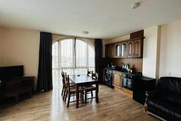 Hotel Chateau Del Marina Apart Complex