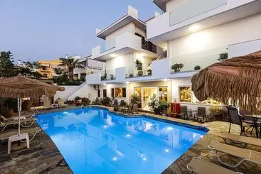 Hotel Kasteli Studios & Apartments