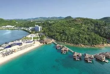 هتل Royalton Antigua, An Autograph Collection All Inclusive Resort
