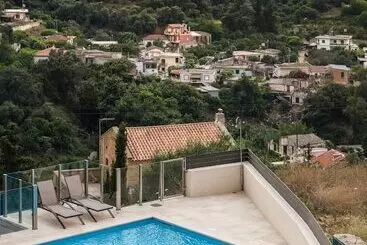 آپارتمان‌های توریست‌ها Villa Piedra