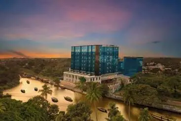 Hotel Olivia International