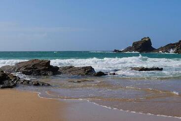 مبيت وإفطار Caroe Farm House