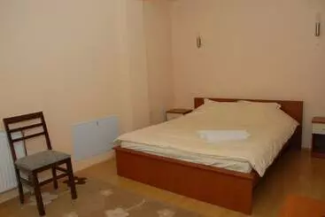 هتل Harmonija