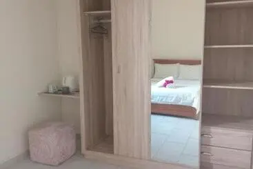 پانسیون Mira Lune Guesthouse