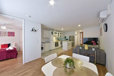 Belmont Apartment Near Perth City 3404