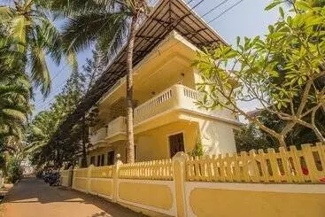 Turista apartmanok Oyo 12134 Home Luxury Studios Calangute