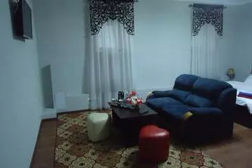 پانسیون Tumar