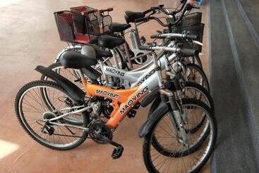 膳宿费 Kurumba Jiji B&b