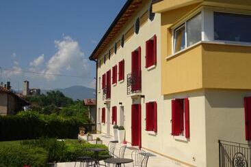 Bed and Breakfast Casa Novecento