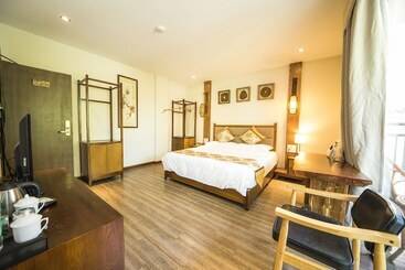 בית מלון כפרי Dongfang Tianshe Resort