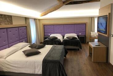 בית מלון כפרי Corona