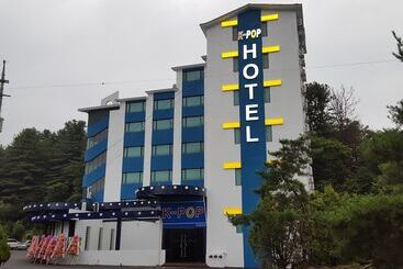 Hotel K Pop