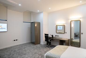 Atrium Hotel Heathrow