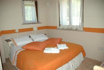 کلبه Agriturismo Tara