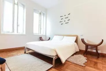 هتل آپارتمان Hemeras Boutique House Galleria Unione