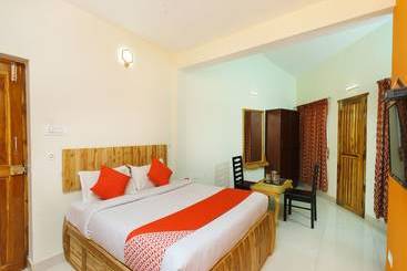 فندق Oyo 13848 Hexa Moon Heights