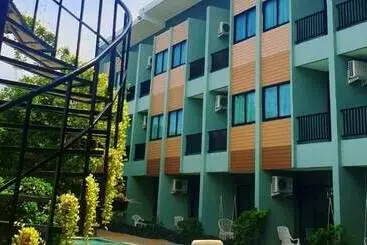 ホテル Phuket Airport Place