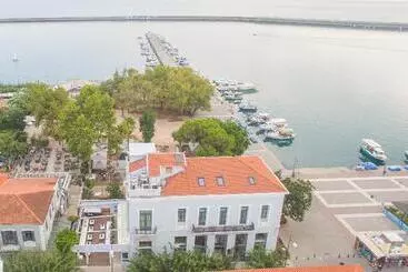 Huoneisto Panellinion Luxury Rooms