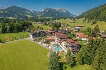 Otel Alpina Wellness & Spa Resort