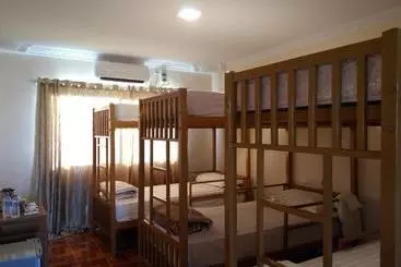Dormitory @ Golden Crown Motel