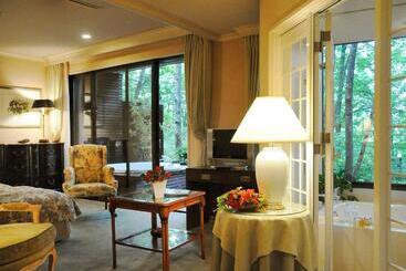 Szálloda La Neige By Hhg