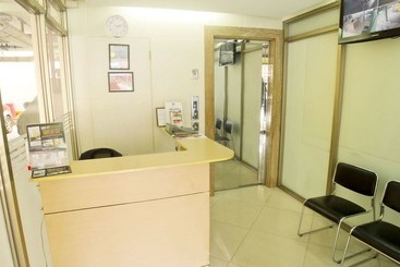 בית מלון כפרי Zen Rooms Basic Dian St. Makati