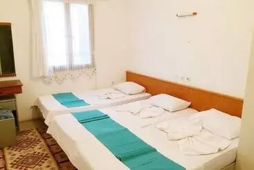 Aparthotel Parmis Rooms